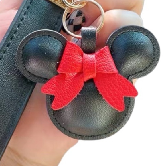 NWT Leather Minnie Mouse Gold Red & Black Bracelet Keychain Set - Picture 2 of 3